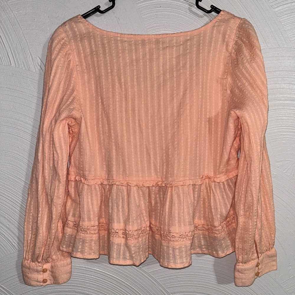 American Eagle Medium Peach Lace Sweetheart Neckline Ruffle Babydoll Top - Picture 4 of 5